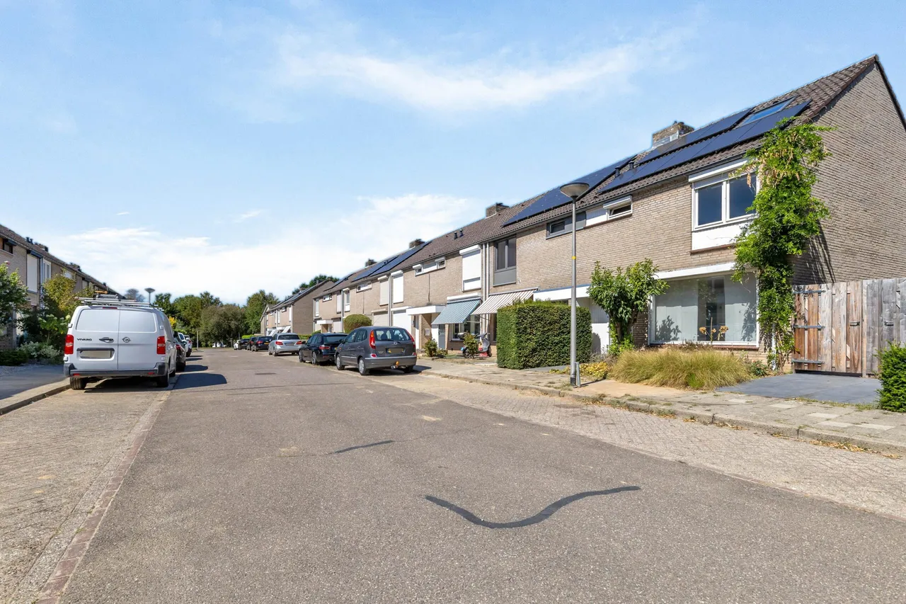 Hoekwoning te koop: Saturnushof 42, Maastricht