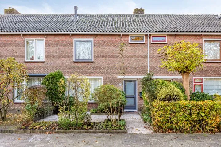 Tussenwoning te koop: Saturnusstraat 20, Aalsmeer