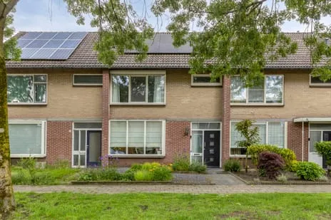 Terraced house for sale: Saturnusstraat 34, Sterrenbuurt Asten
