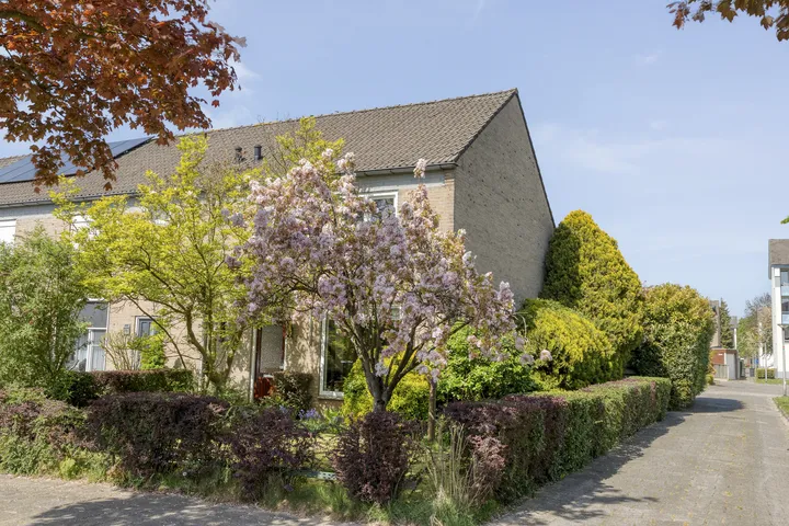 Hoekwoning te koop: Saturnusstraat 66, Twekkelerveld Enschede