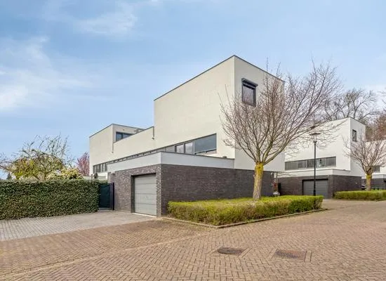 Twee-onder-één-kap te koop: Savelsbosch 25, Vroendaal Maastricht