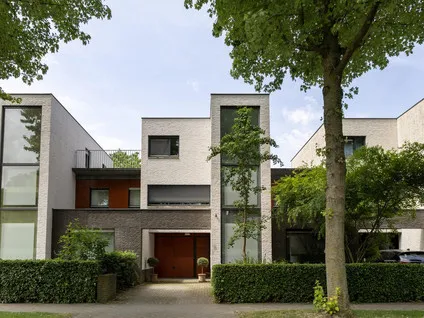 Tussenwoning te koop: Savelsbosch 44, Vroendaal Maastricht