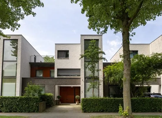 Terraced house for sale: Savelsbosch 44, Vroendaal Maastricht