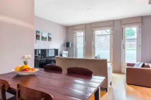 Woning te huur: Schaarsbeekstraat, Dichterswijk Utrecht