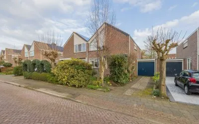 Tussenwoning te koop: Schaepmanlaan 62, Hillegom
