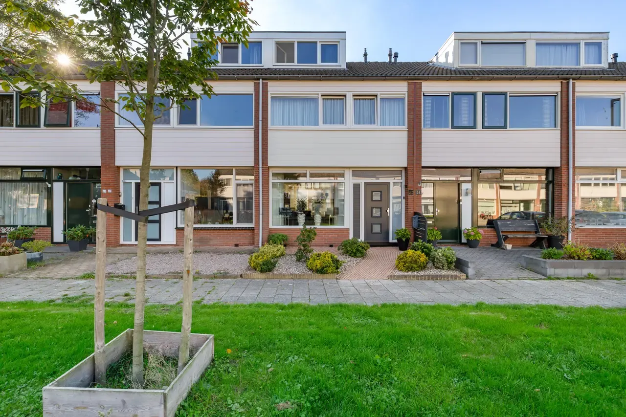 Tussenwoning te koop: Schaepmanstraat 49, Hoogezand