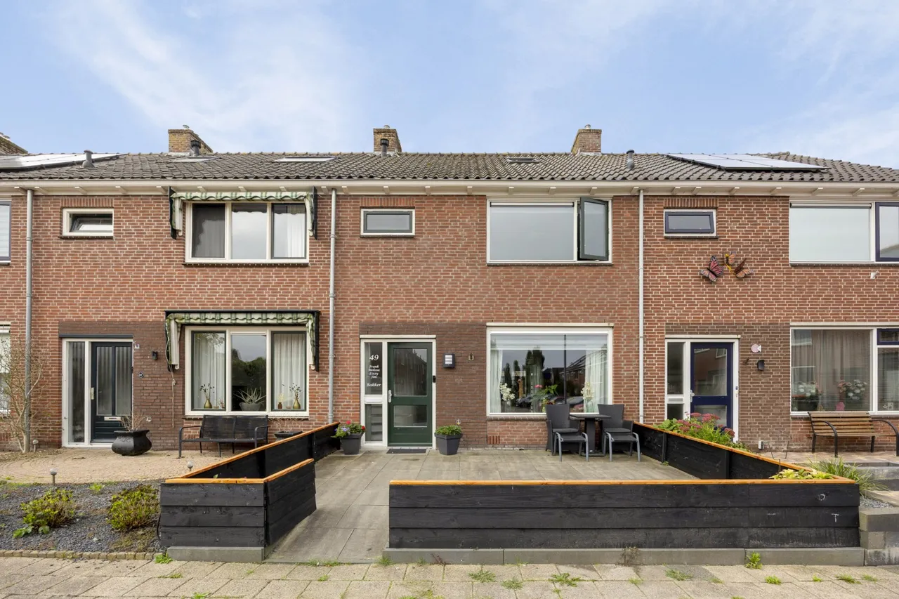 Tussenwoning te koop: Schakelstraat 49, Westwoud