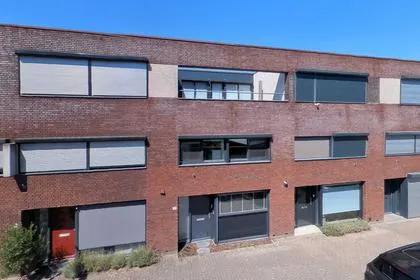 Tussenwoning te koop: Schalkhaarstraat 101, Dalem Zuid II Tilburg