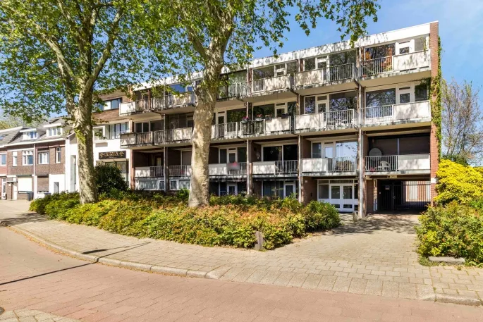 Appartement te koop: Schandelerboord 13D, Burettestraat en omgeving Heerlen
