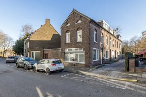 Tussenwoning te koop: Schandelerstraat 24, Schandelen Heerlen