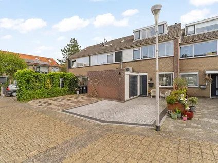 Tussenwoning te koop: Schapedel 17, Noordwijk
