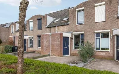 Tussenwoning te koop: Schapenweide 98, Lommerweide Duiven