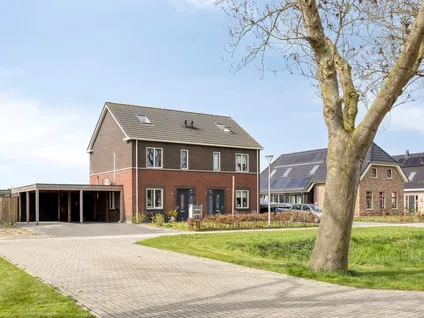 Twee-onder-één-kap te koop: Scheerwolderweg 9, Scheerwolde Scheerwolde