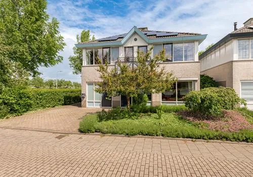 Vrijstaande woning te koop: Scheffelstraat 1, Parijsch Landzicht Culemborg