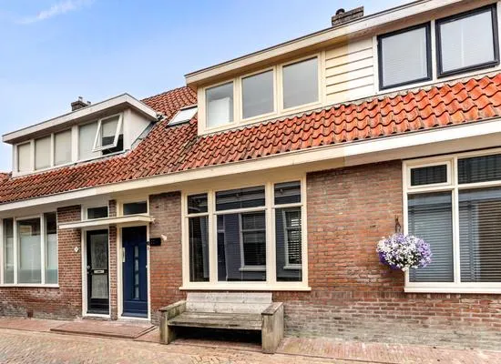 Tussenwoning te koop: Scheffersplein 22, Binnenstad Harlingen