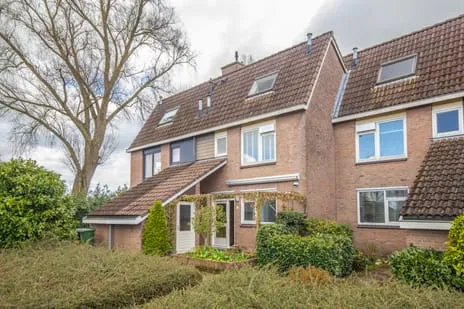 Tussenwoning te koop: Scheisprong 5, De Leigraaf-De Steenderens Westervoort