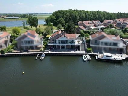 Vrijstaande woning te koop: Schelde-Rijnweg 48, Tholen Tholen