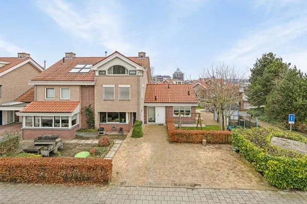 Hoekwoning te koop: Schelde-Rijnweg 56, Tholen