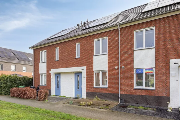 Tussenwoning te koop: Schelling 43, Uden