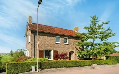 Vrijstaande woning te koop: Schelpweg 52, Strijen Woonkern Strijen