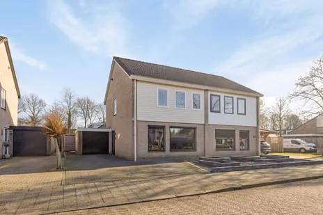 Twee-onder-één-kap te koop: Schemperserf 65, Staphorst-Zuid Staphorst