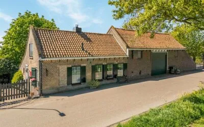 Vrijstaande woning te koop: Schenkeldijk 80, Zuid-Beijerland Buitengebied Zuid-Beijerland