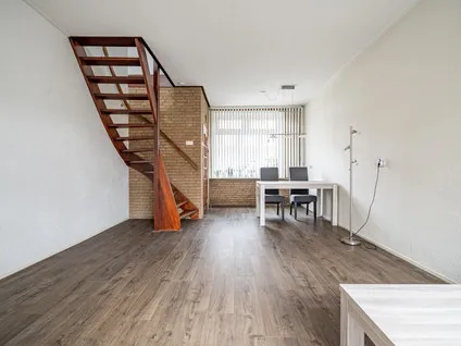 Hoekwoning te koop: Schenkelweg 85, Zoeterwoude