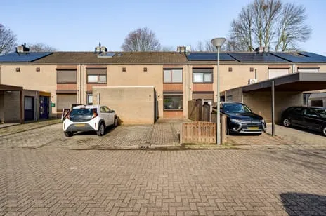 Tussenwoning te koop: Schepen Fabritiusstraat 21, Tegelarijeveld-Broekhin Roermond