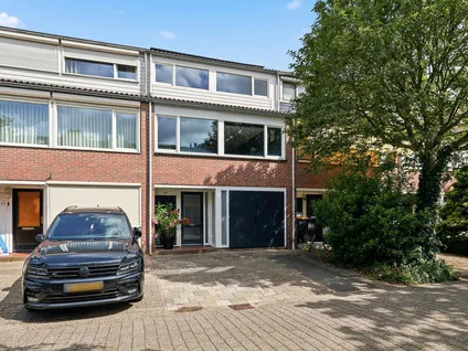 Tussenwoning te koop: Schepenen 25, Risdam-Zuid - Buurt 20 08 Hoorn