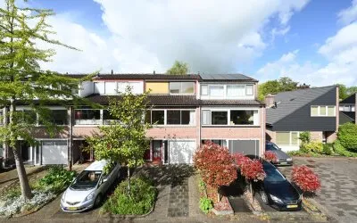 Tussenwoning te koop: Schepenen 80, Risdam-Zuid - Buurt 20 08 Hoorn