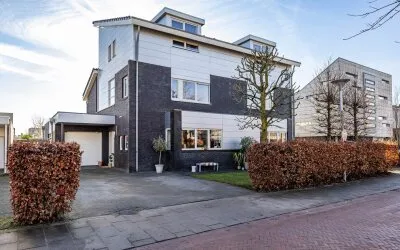Twee-onder-één-kap te koop: Scheperseiland 26, Eelderwolde