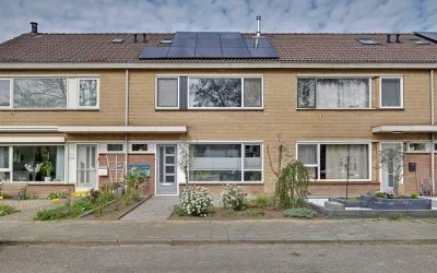 Tussenwoning te koop: Schepershof 27, De Horst Zevenaar