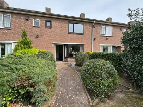 Tussenwoning te koop: Schering 5, Zevenend Laren (Nh)