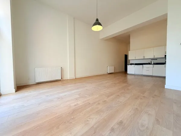Studio te huur: Schiedamsesingel 139A, Cool Rotterdam