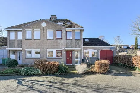 Hoekwoning te koop: Schijfkamille 19, Breda