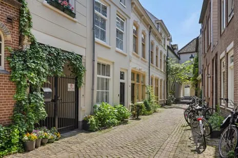 Appartement te koop: Schilderstraat 13C, Binnenstad oost 'S-Hertogenbosch