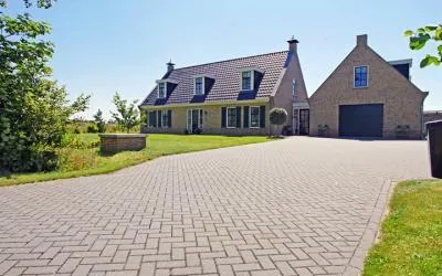Vrijstaande woning te koop: Schilderweg 160, Den Burg