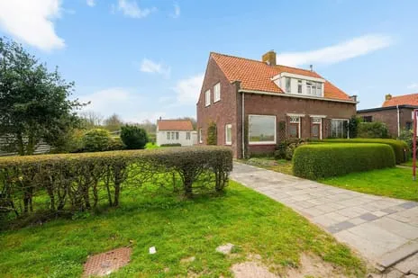 Twee-onder-één-kap te koop: Schilderweg 206, Verspreide huizen Op Het Oude Land Oudeschild