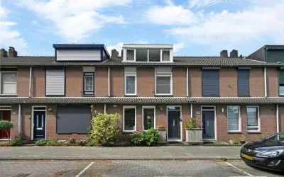 Tussenwoning te koop: Schildmeer 79, Zevenkamp Rotterdam