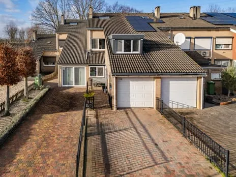 Tussenwoning te koop: Schillerstraat 178, Vossener-West Venlo