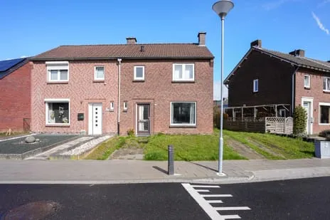 Twee-onder-één-kap te koop: Schilterstraat 55, Simpelveld Simpelveld