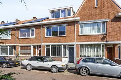 Tussenwoning te koop: Schlegelstraat 175, Laakkwartier-Oost 'S-Gravenhage