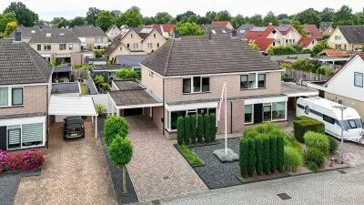Twee-onder-één-kap te koop: Schoener 30, Nieuw-Amsterdam-Centrum Nieuw-Amsterdam