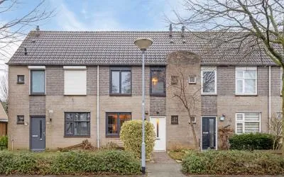 Terraced house for sale: Schoenerstraat 11, Maasvallei 'S-Hertogenbosch