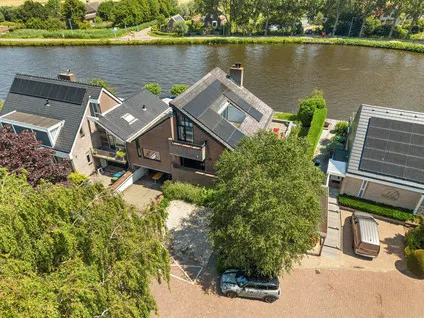 Twee-onder-één-kap te koop: Schoenerwal 13, Zijlwijk-Zuid Leiden