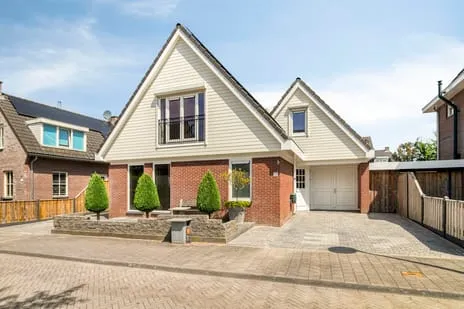 Detached house for sale: Schoenmakersgilde 37, De Gilden Dronten