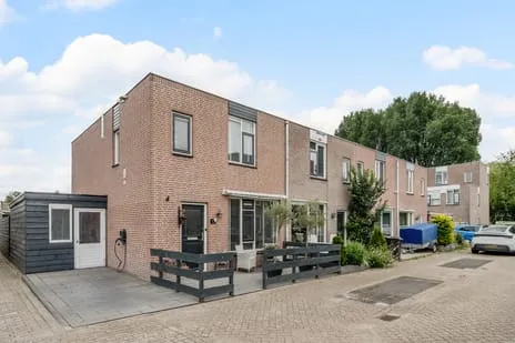 Hoekwoning te koop: Schoffelstraat 33, Werktuigenbuurt Purmerend
