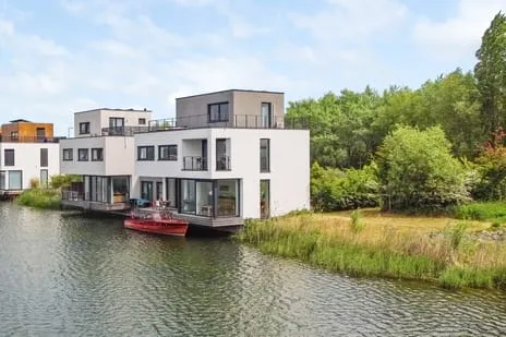 Twee-onder-één-kap te koop: Schokkerjachtdijk 1, Steigereiland-Noord Amsterdam