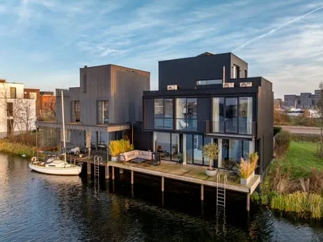 Vrijstaande woning te koop: Schokkerjachtdijk 9, Steigereiland-Noord Amsterdam