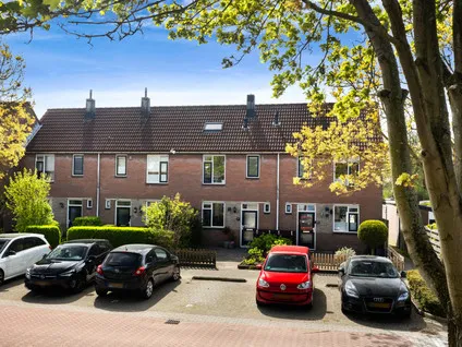Tussenwoning te koop: Scholekster 41, Oud-Beijerland Zoomwijck Oud-Beijerland